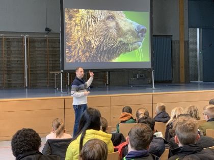 B Renforscher Beigeisterte Sch Ler Innen Der Jsr Josef Schmitt Realschule